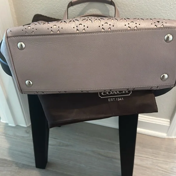 NWOT Coach Taylor Eyelet bag - Picture 5 of 5